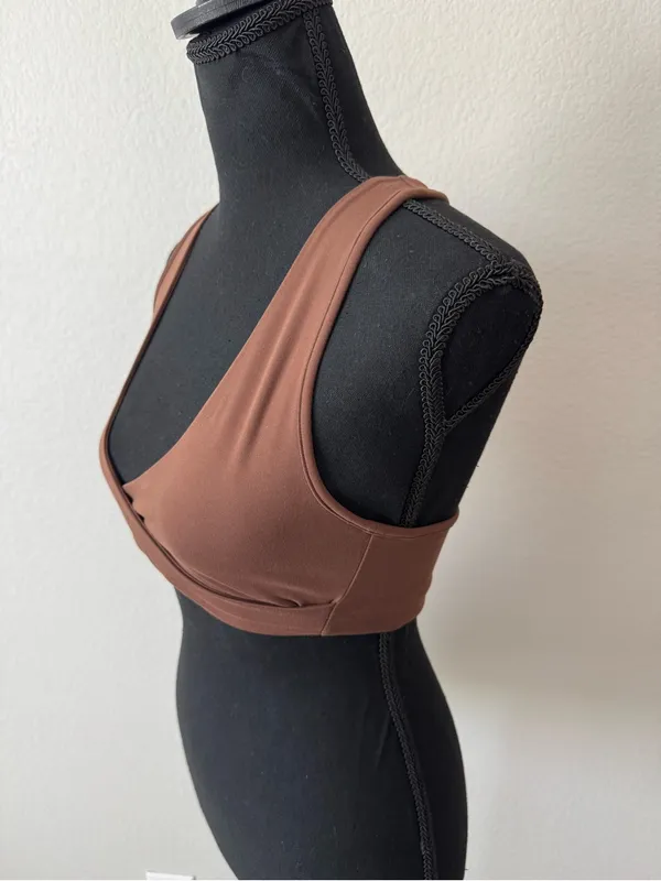 437 Women’s Brown Sports Bra Small - Image 4
