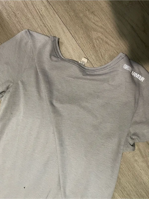 Under Armour Women’s Light Gray Short Sleeve Performance Tee - Heather - Image 3