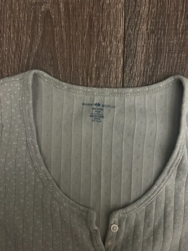 Brandy Melville Baby Tee - Image 2