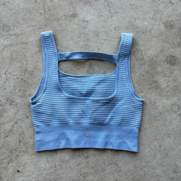 Yogalicious Waffle Seamless Melanie Sports Bra in light blue - Image 2