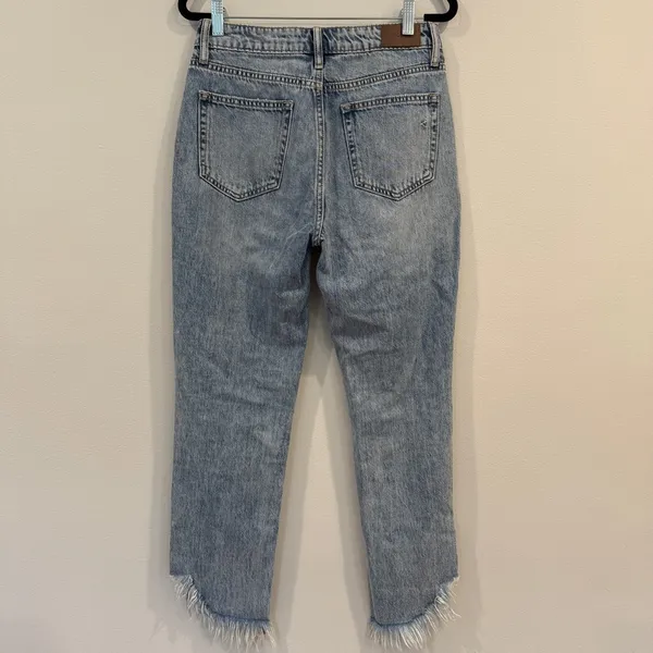 Hidden Jeans with Fray Bottom Ripped Jeans - Image 6