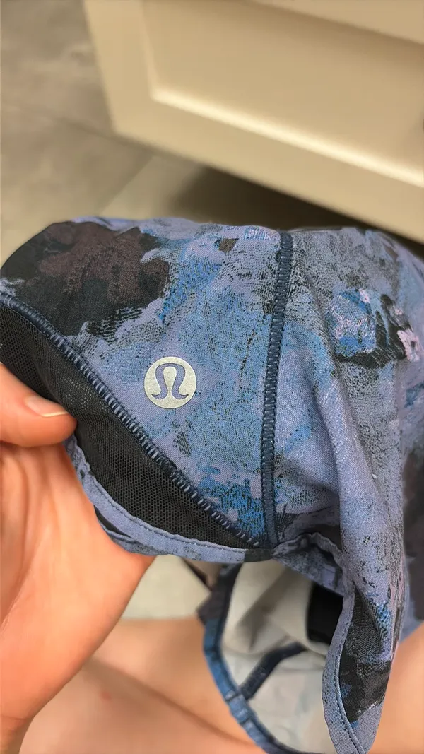 Lululemon 2.5" Shorts - Image 4