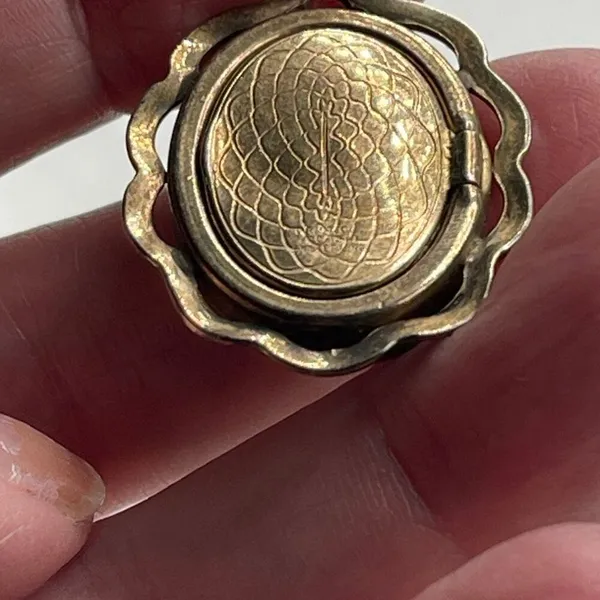 VTG WWII USN( United States Navy) sweetheart locket. Mother of pearl with Anchor - Image 5