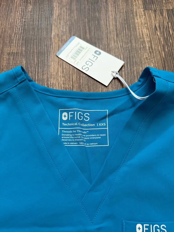 NWT FIGS Women’s Extreme Blue Catarina Extremes One Pocket Scrub Top - Size XXS - Image 3