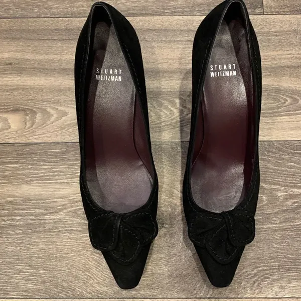 Stuart Weitzman Suede Leather Pumps with Flower Petal Detail Size 8 - Image 2