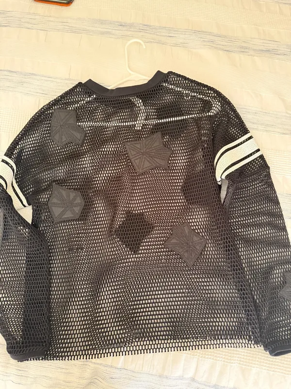 NWT Alo Yoga Mesh Long Sleeve Jersey Top Black M - Image 3