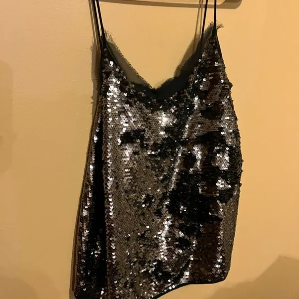 WDNY Cami Sequin Party Top Spaghetti Straps V Neck Size M Metallic NWT - Image 10