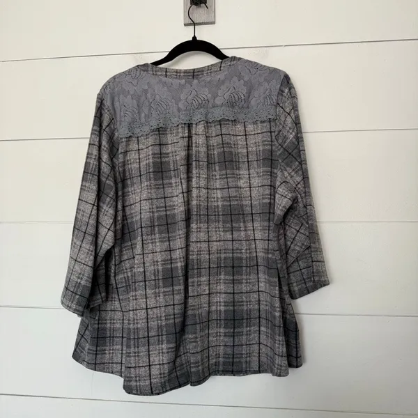 Cocomo Women’s 3X Gray Plaid Blouse Top Plus Size - Image 4