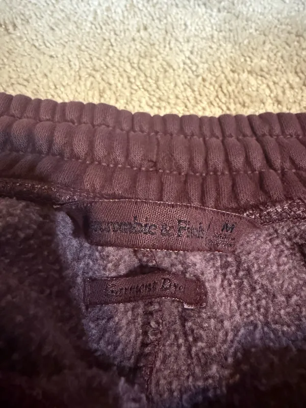 Abercrombie Maroon Sweatpants - Image 4