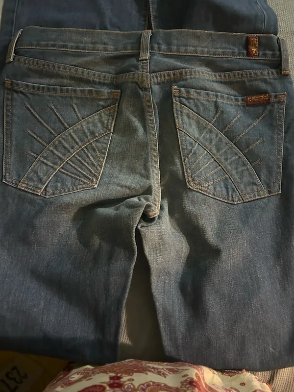 Jeans Seven7 Women’s zize 31 - Image 7