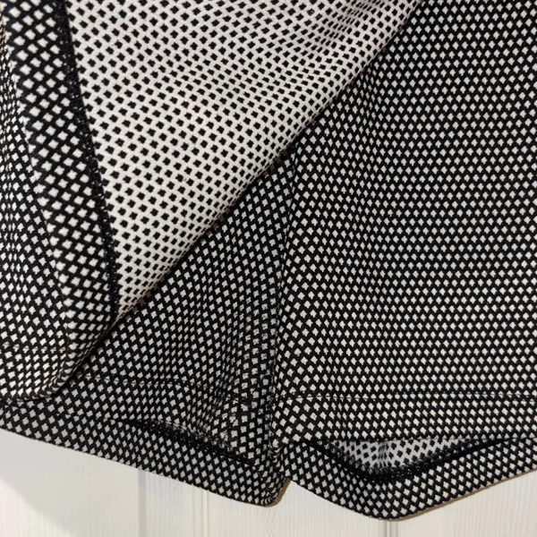 Max Studio Women's Black and White Polka Dot Skorts - Image 5
