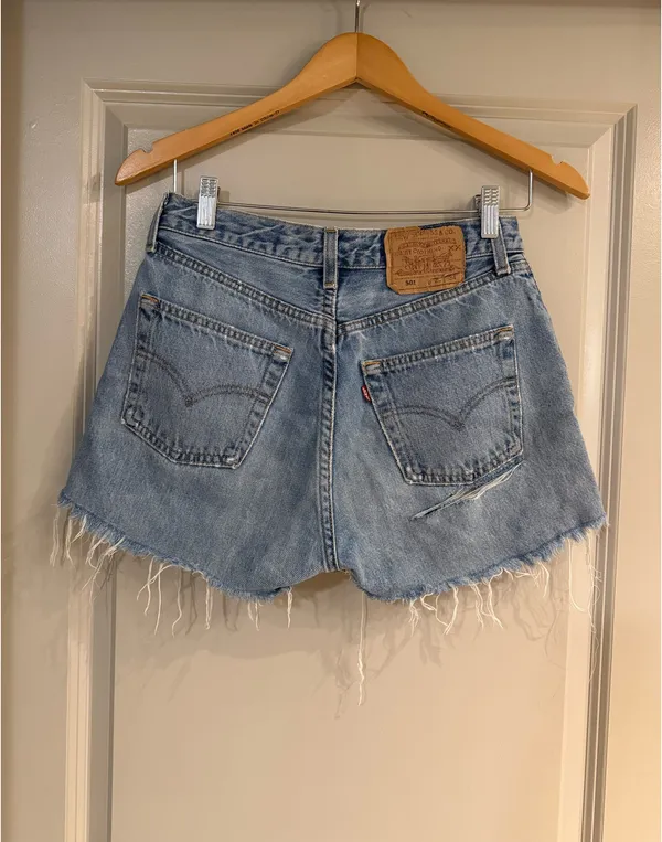 Levi’s Denim 501 Shorts Distressed Women’s 29" - Image 2