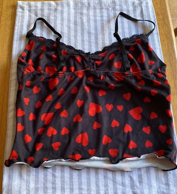 SheIn Crop Cami With Hearts - Image 2