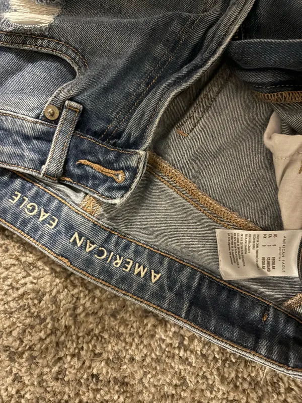 American Eagle Jeans - Image 3
