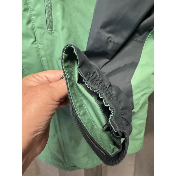 Men's Columbia Pouring Adventure ll Jacket SZ Small Green Black Hood Omni tech - Image 6