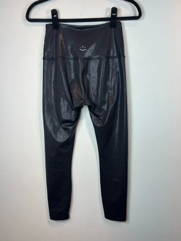 Beyond Yoga High Rise 7/8 Athletic Leggings Foil Black Yoga Gym Pilates Sz Small - Image 6