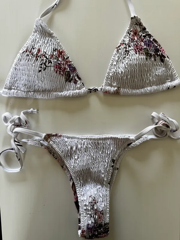 Bikini - Image 3