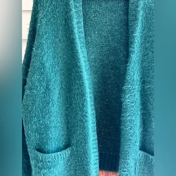 American Eagle 🦅 OH Whoa So Cozy Fuzzy Cardigan Green - Image 5