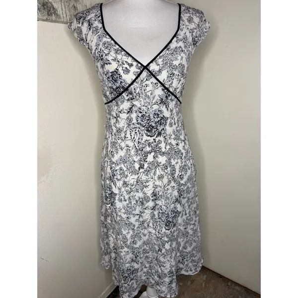 Ann Taylor LOFT Floral Midi Dress Black White V-Neck Cap Sleeve Empire Waist Size 6 Silk - Image 2