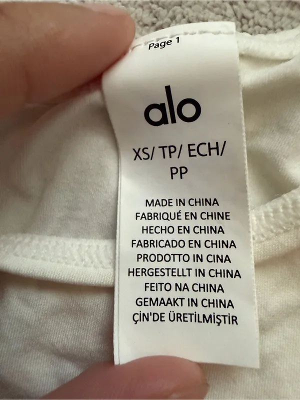 ALO sheer glow top - Image 3