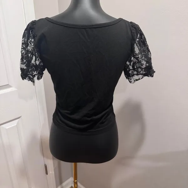 Unbranded Women's Black Blouse - Image 5