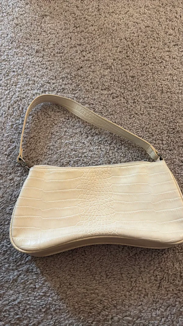 JW Pei Bag - Image 3