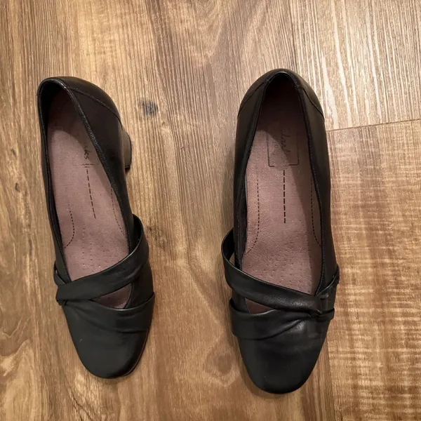 Clarks Leather Comfort Dress Pumps Heels Black Knot Detail Size‎ 9.5 - Image 8