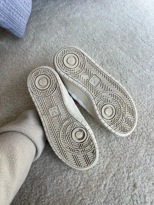 VEJA Sneakers - Image 5
