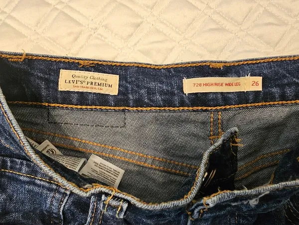 Levi's Wide Leg - Image 6