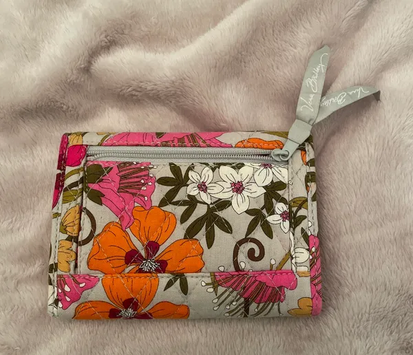 Vera Bradley Wallet - Image 2