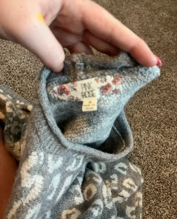 Pink Rose Sweater - Image 3