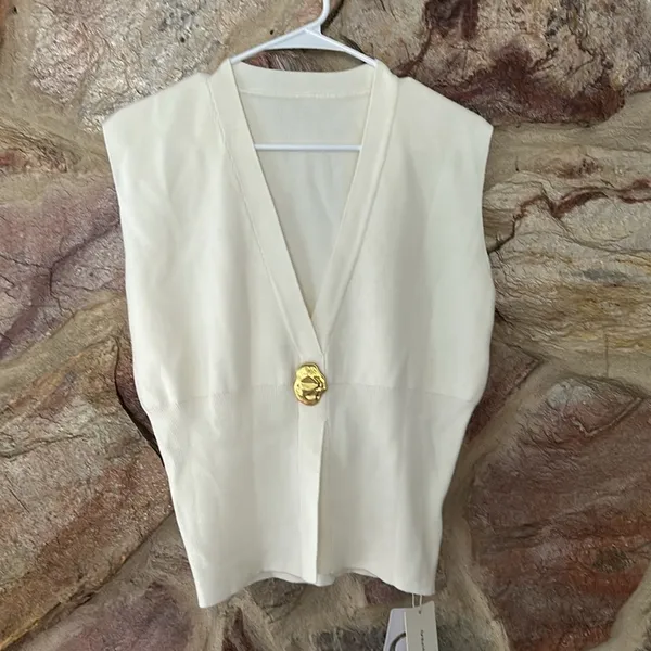 Commense V-Neck Buttoned Detail Sweater Vest white size xs - Image 3