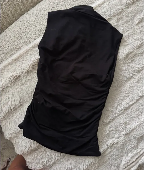 Aritzia Black Top  - Image 5