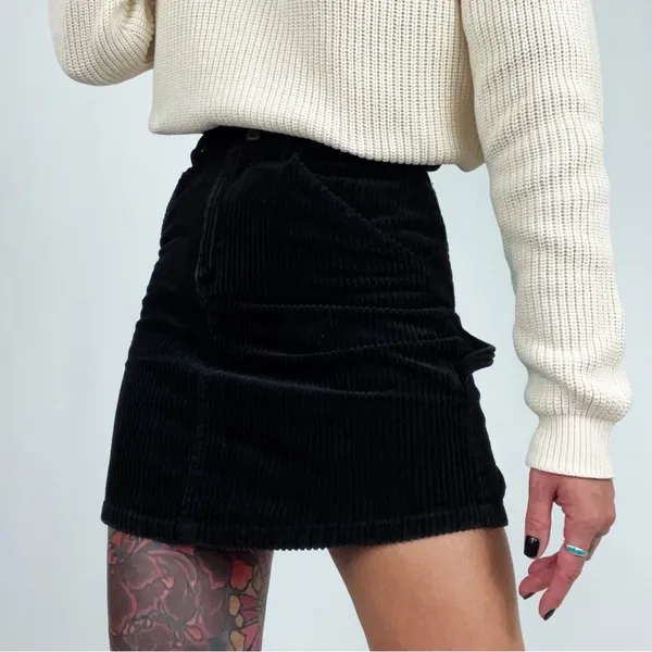 Vintage 90’s Wide-Wale Corduroy Carpenter Mini Skirt in Black | Size 26” - Image 2