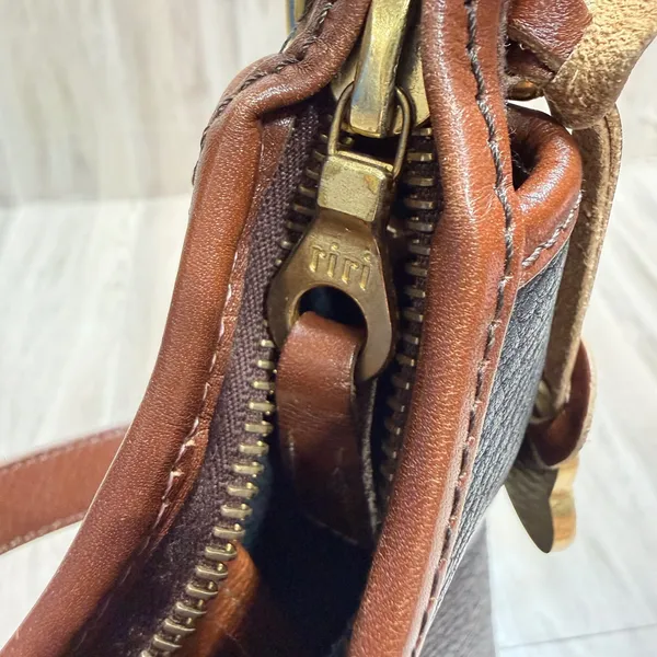Vintage Dooney & Bourke All Weather Leather Hobo Bag Black‎ Brown Made in USA - Image 10