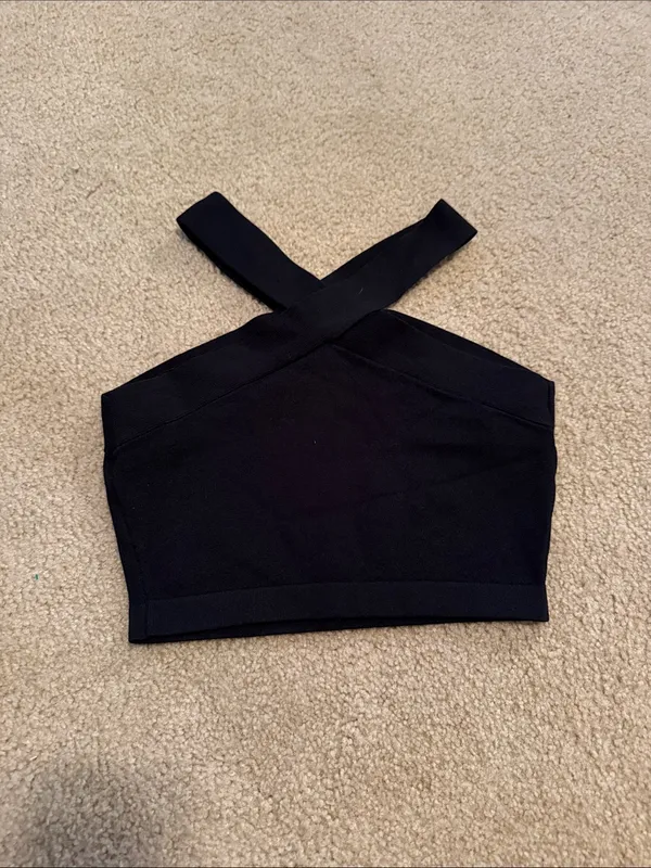 Aritzia Babaton Black Criss Cross Halter Crop Top - Image 2