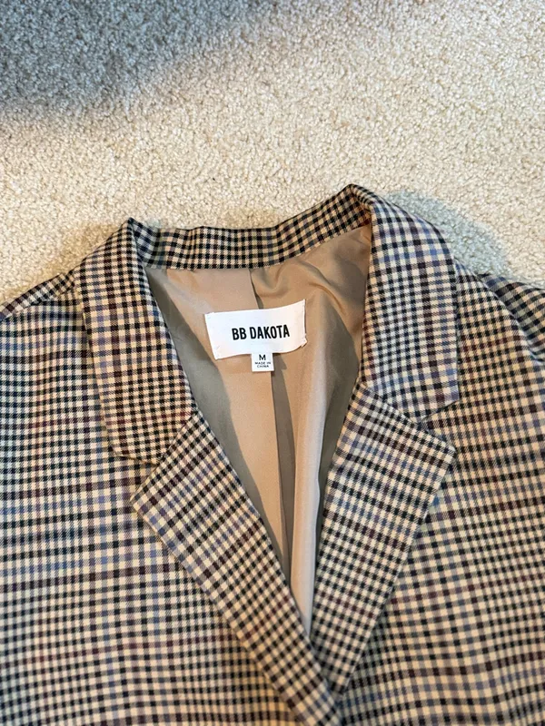 BB Dakota Long Jacket - Image 2
