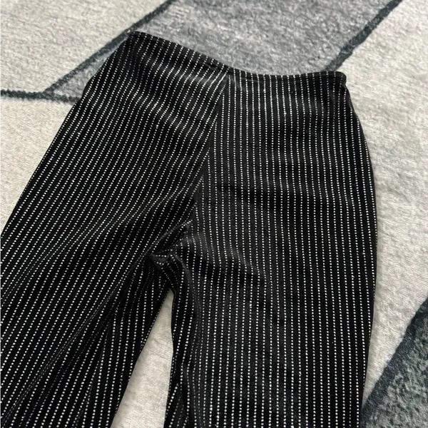 Urban Outfitters Black and White Patterned Flare Pants S/M - Image 8