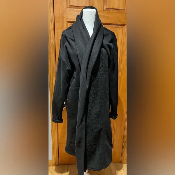 Priv Mila Maxi Coatigan in Black - Image 2