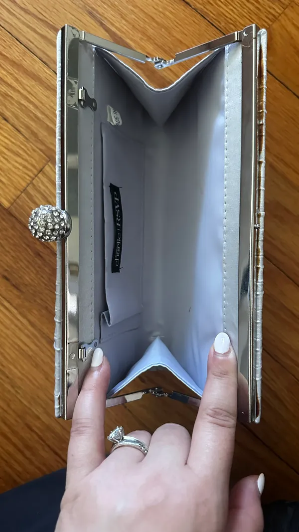 Silver Clutch - Image 2