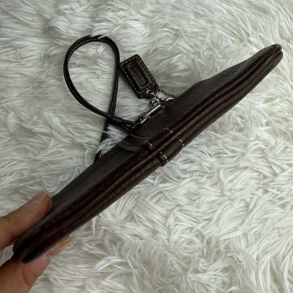 y2k COACH Brown Wristlet - Image 3