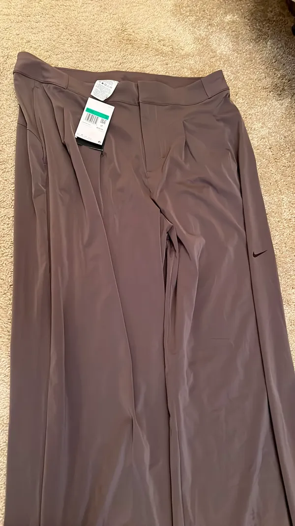 Nike Women’s Pants Dri-Fit - Image 2