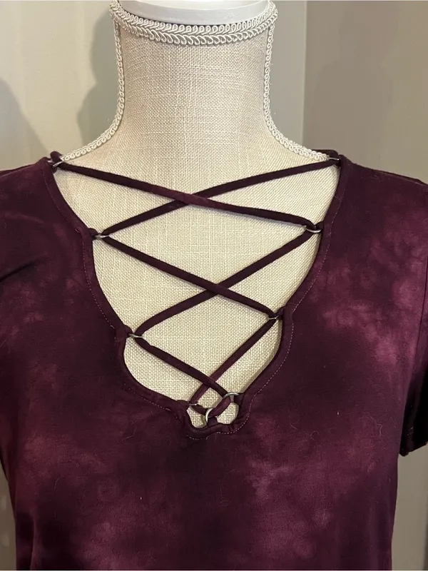 American Eagle Soft & Sexy Tagless Crisscross Short Sleeve Top Burgundy Tie Dye - Image 2