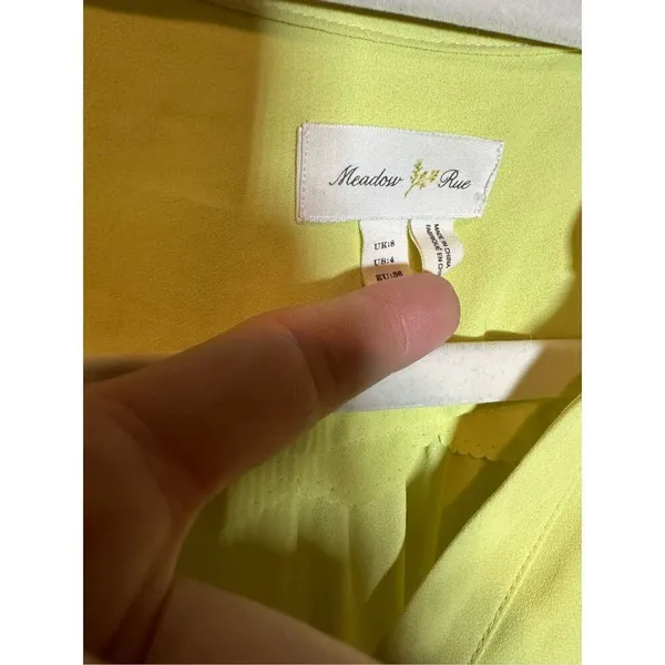 Meadow Rue Lime Green Scalloped Sleeveless Button‎ Down Blouse Size 4 Neon Top - Image 3