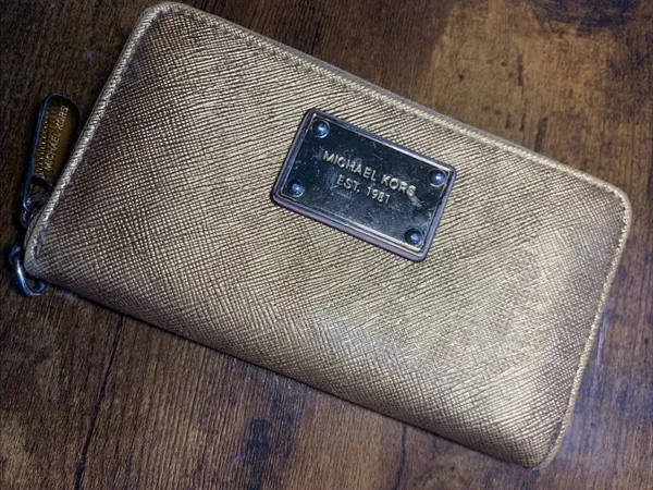 Michael Kors Womens Wallet Gold Saffiano Leather Zip Around Continental - Image 3