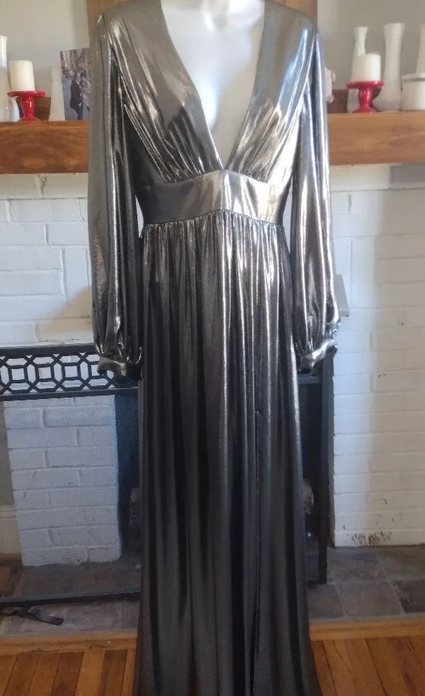 NEW Gianna Bindi Zella Metallic Silver Evening Gown - Image 2