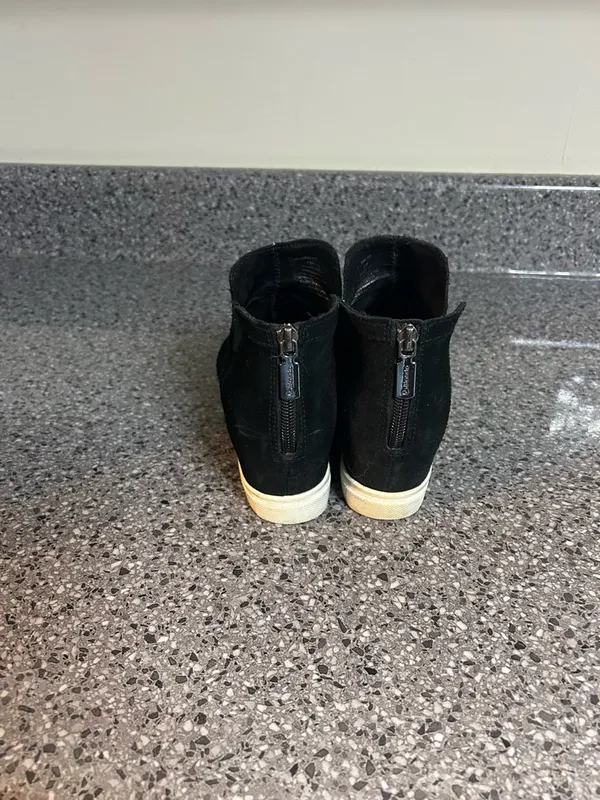 Blondo Black Suede Wedge Sneaker with White Sole - Image 4