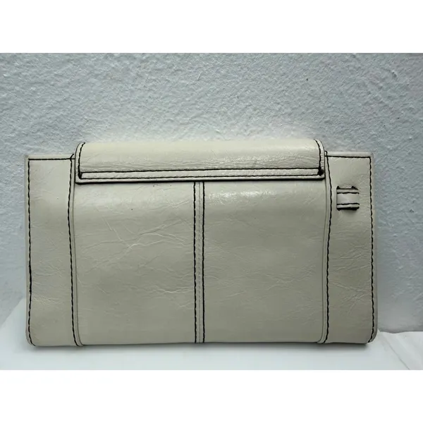 HOBO International Ivory Leather Continental Wallet Contrast Stitch Zip Pocket - Image 3