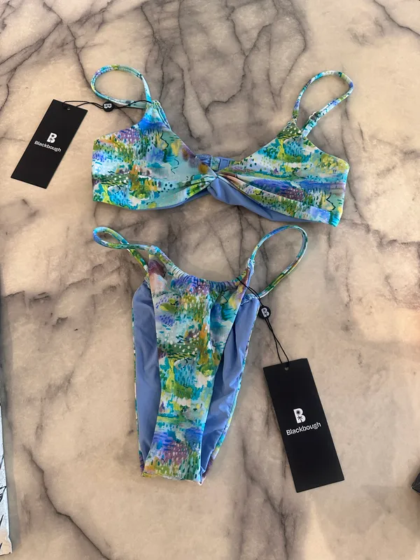 Blackbough Swimsuit Set Small - Image 3