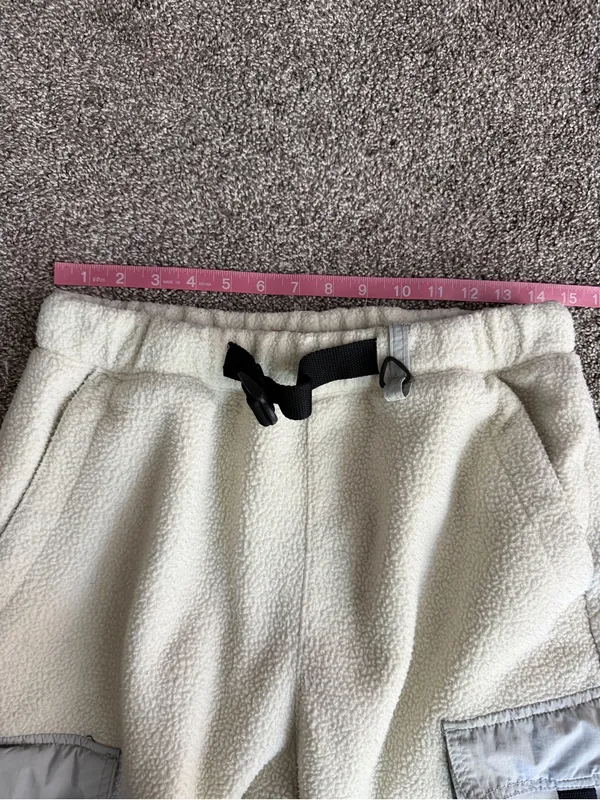 Urban Outfitters Cream Fleece Cargo Utility Pants Gorpcore Size M - Image 3